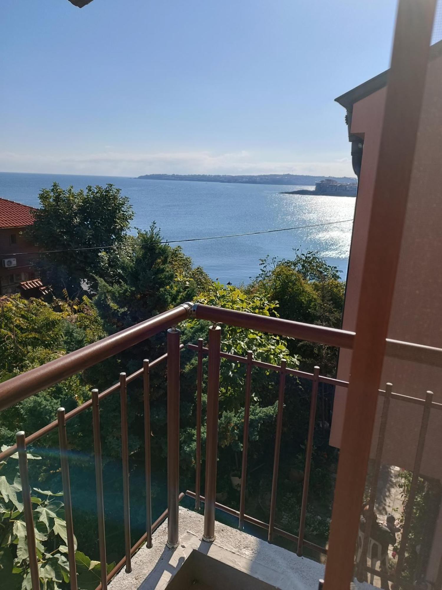 Farlalievi Guest House Созополь Экстерьер фото